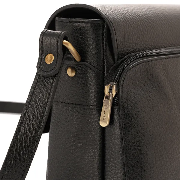 Alina – Multi-Pocket Leather Crossbody Bag