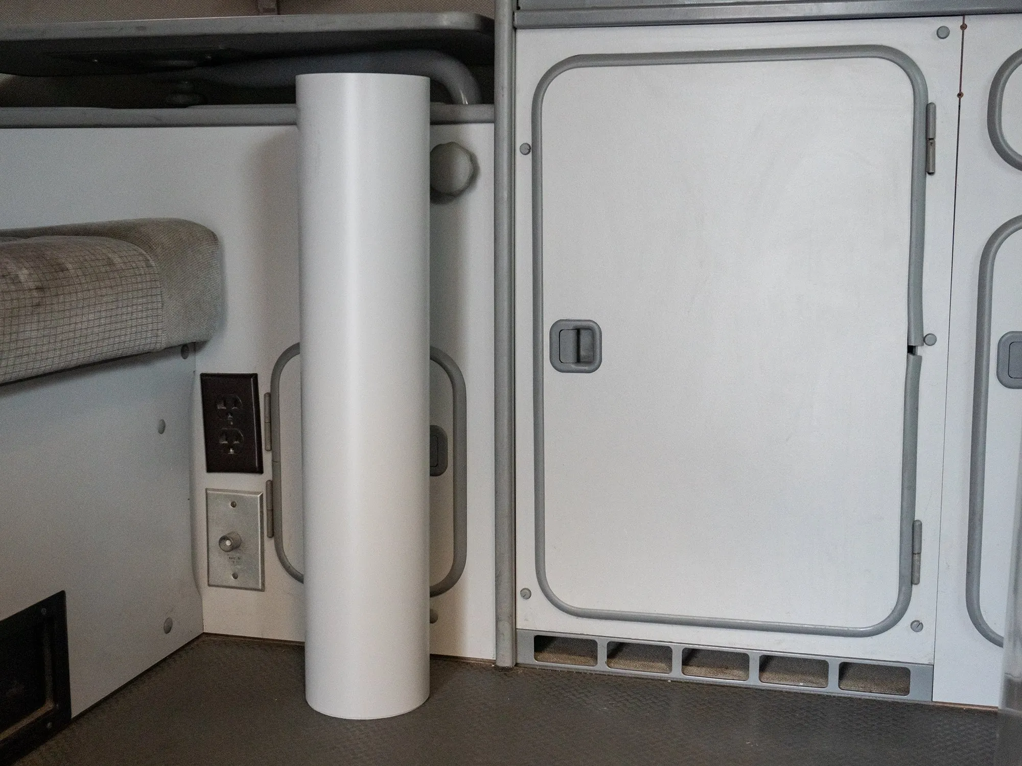 BARGAIN BASEMENT Cabinet Laminate Material [Vanagon Westfalia]