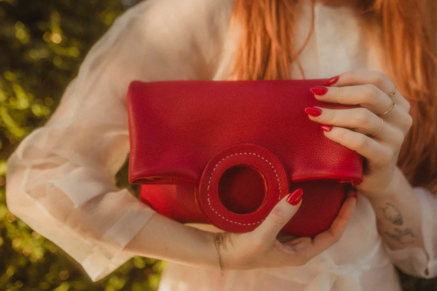 Daphne Foldover Clutch - Pebbled Raspberry
