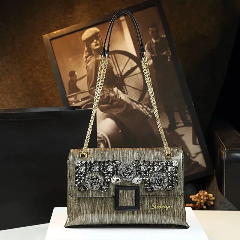 Elegant Women Chains Shoulder Clutch Bag Luxury Patent Leather with Diamond Noble Ladies Handbag